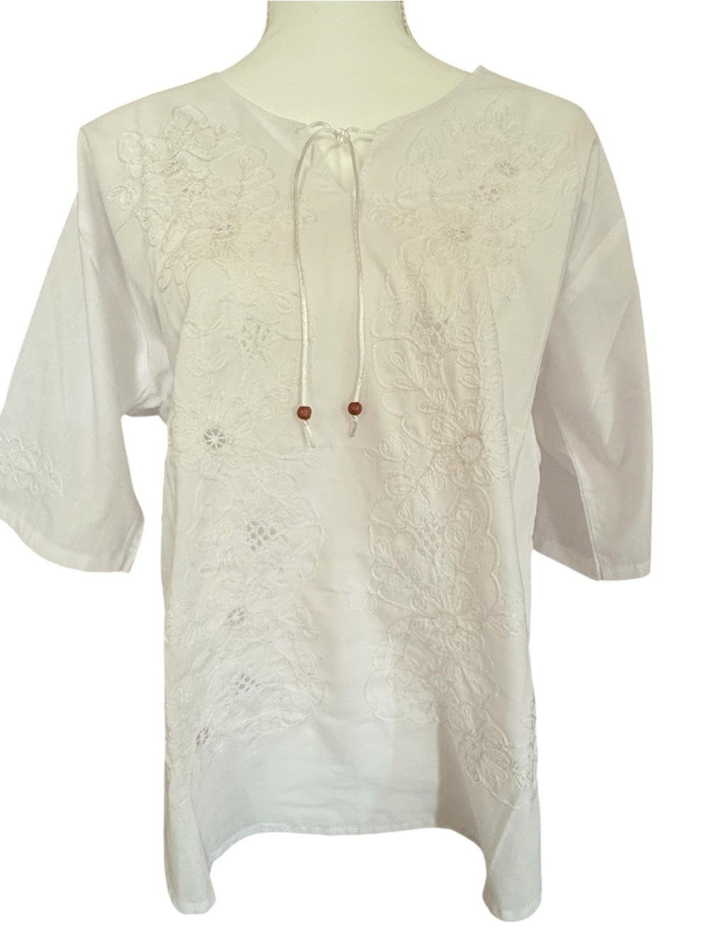 White Embroidered woman Shirt with Tie Neck
